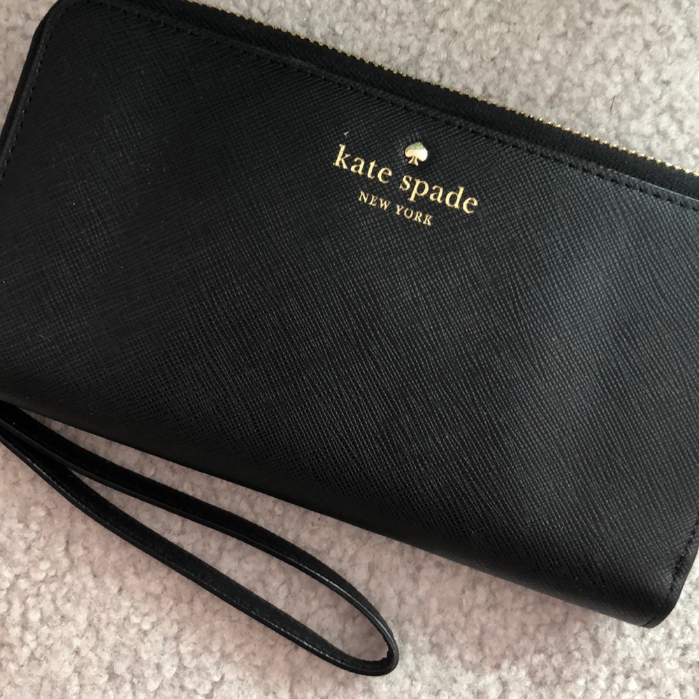 Kate Spade wristlet/wallet